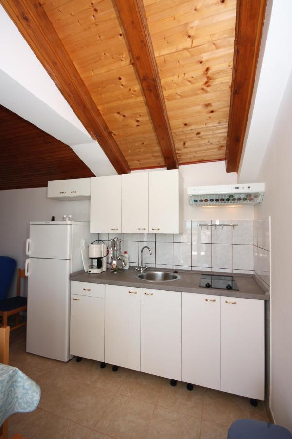 Apartments With A Parking Space Jezera, Murter - 5079 المظهر الخارجي الصورة